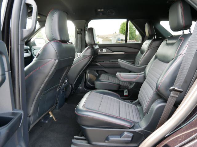 Certified 2025 Ford Explorer ST-Line AWD/4WD image 11