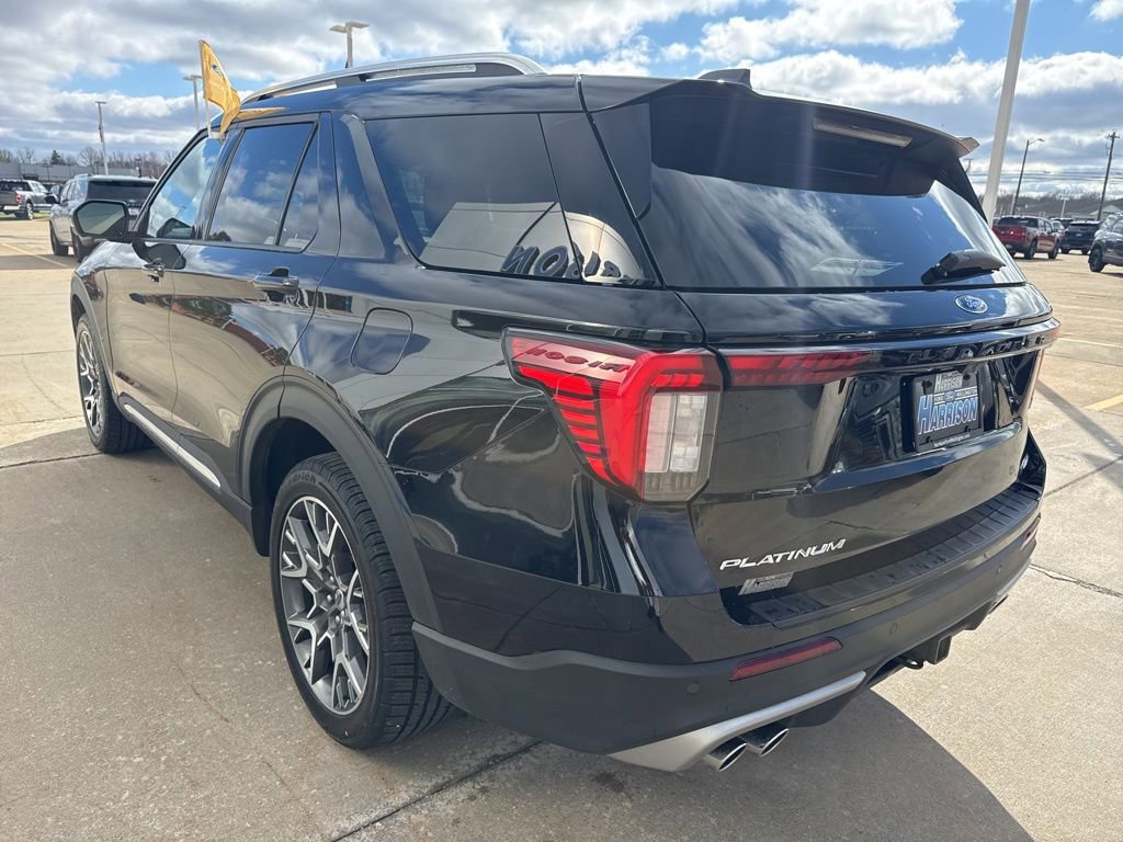 Certified 2025 Ford Explorer Platinum w/ Ultimate Package image 3