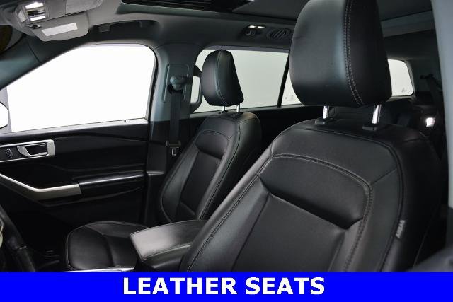 Certified 2022 Ford Explorer XLT w/ Equipment Group 202A image 8