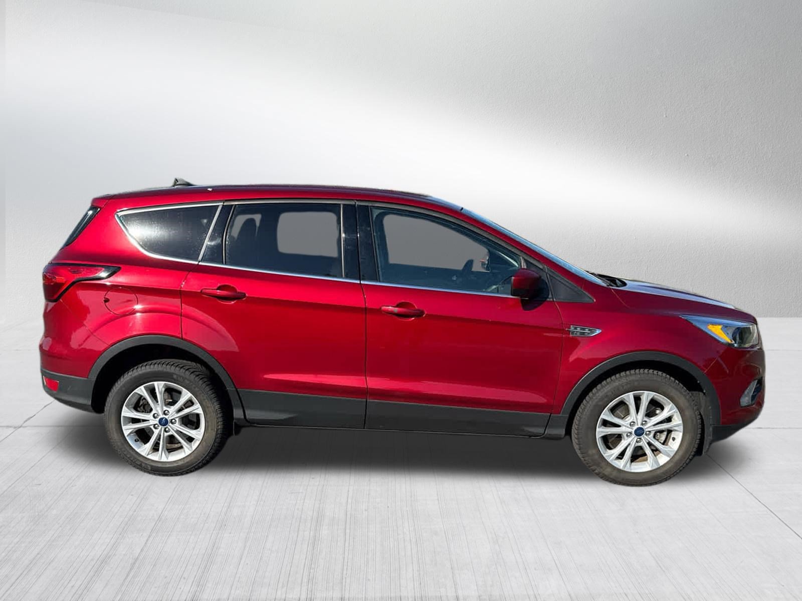 Certified 2019 Ford Escape SE AWD/4WD image 12