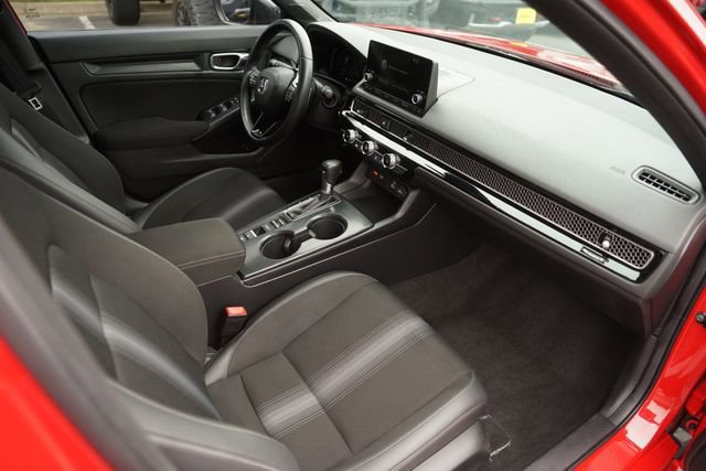 Used 2023 Honda Civic Sport image 17