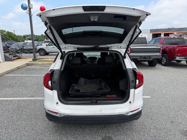 Used 2023 GMC Terrain SLT w/ Tech Package AWD/4WD image 9