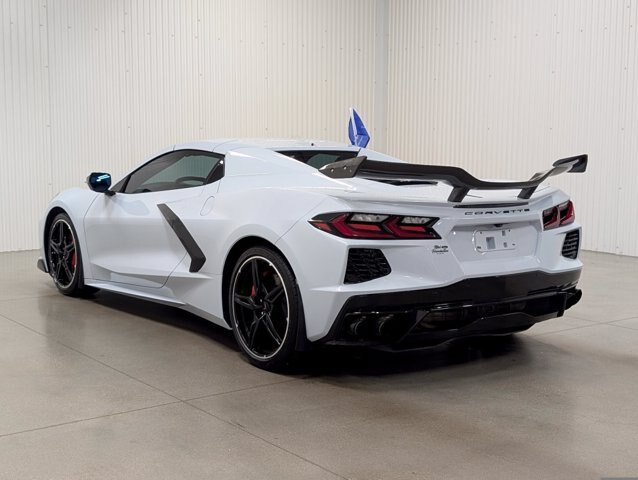 Used 2021 Chevrolet Corvette Stingray Convertible w/ 1LT RWD image 18