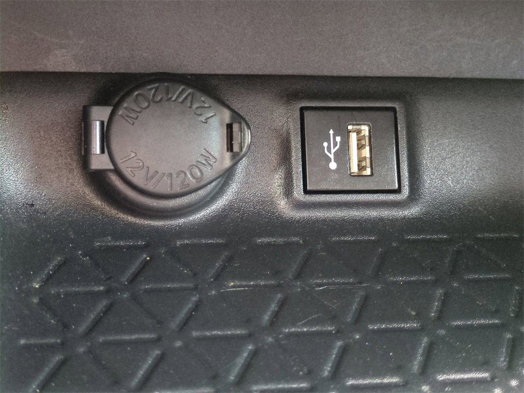 Used 2023 Toyota RAV4 LE image 21