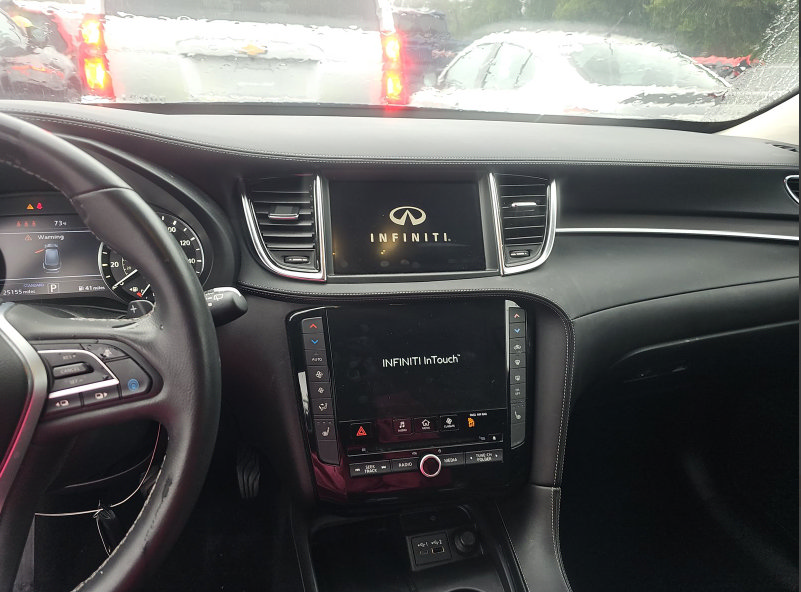 Used 2023 INFINITI QX50 Luxe w/ Cargo Package FWD image 6
