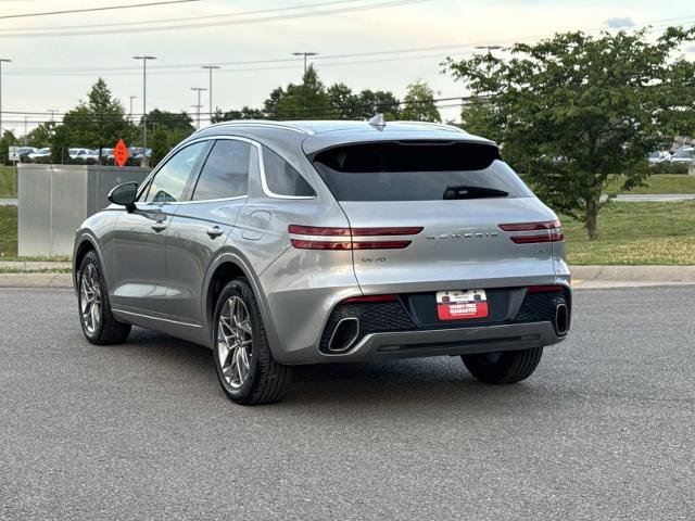 Used 2025 Genesis GV70 2.5T AWD/4WD image 6