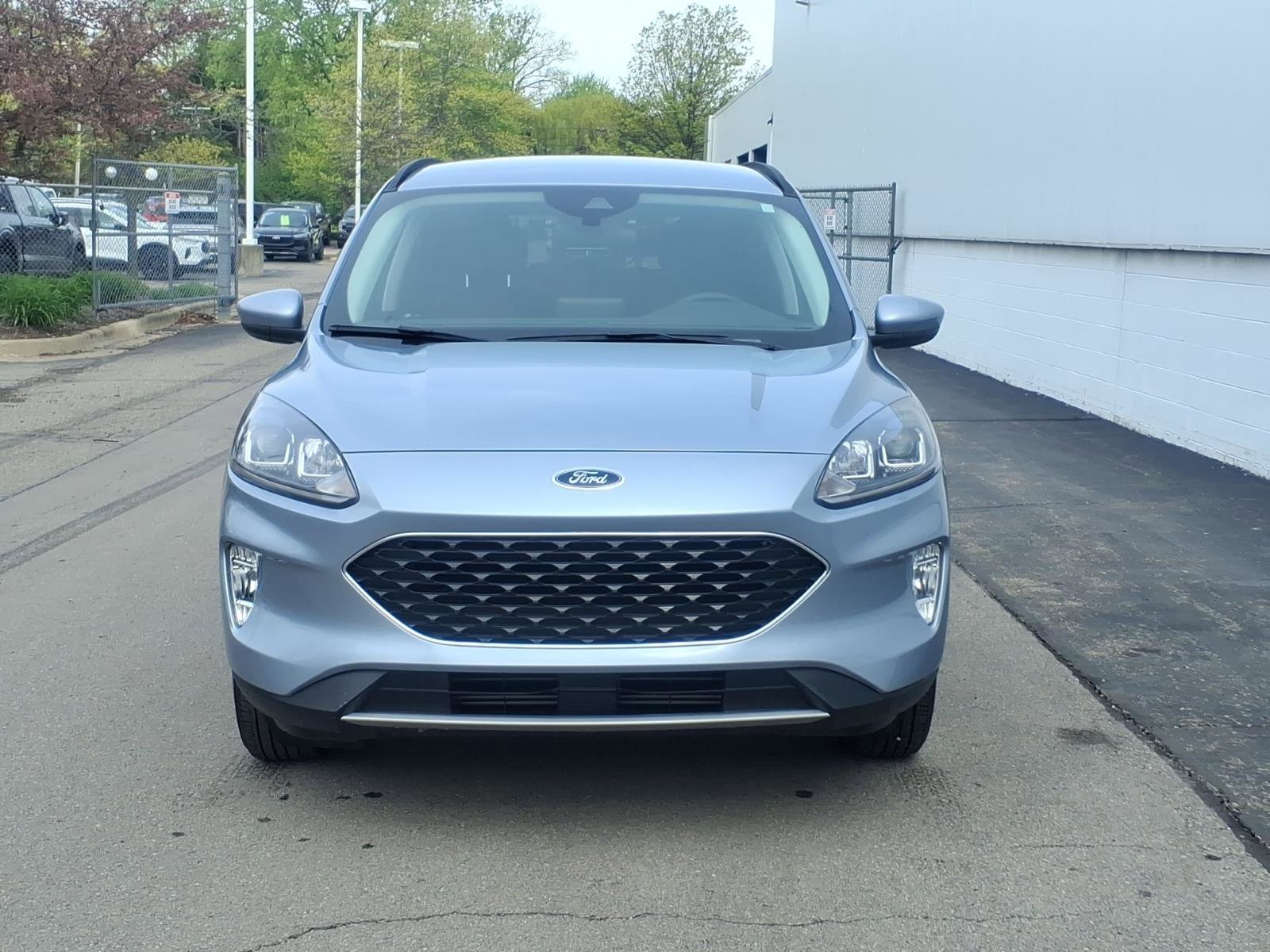 Certified 2022 Ford Escape SEL AWD/4WD image 2