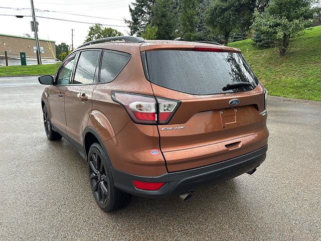 Certified 2017 Ford Escape Titanium w/ Canadian Touring Package AWD/4WD video 2