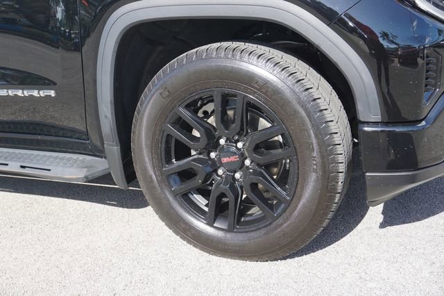 Used 2025 GMC Sierra 1500 Pro w/ Graphite Edition image 19