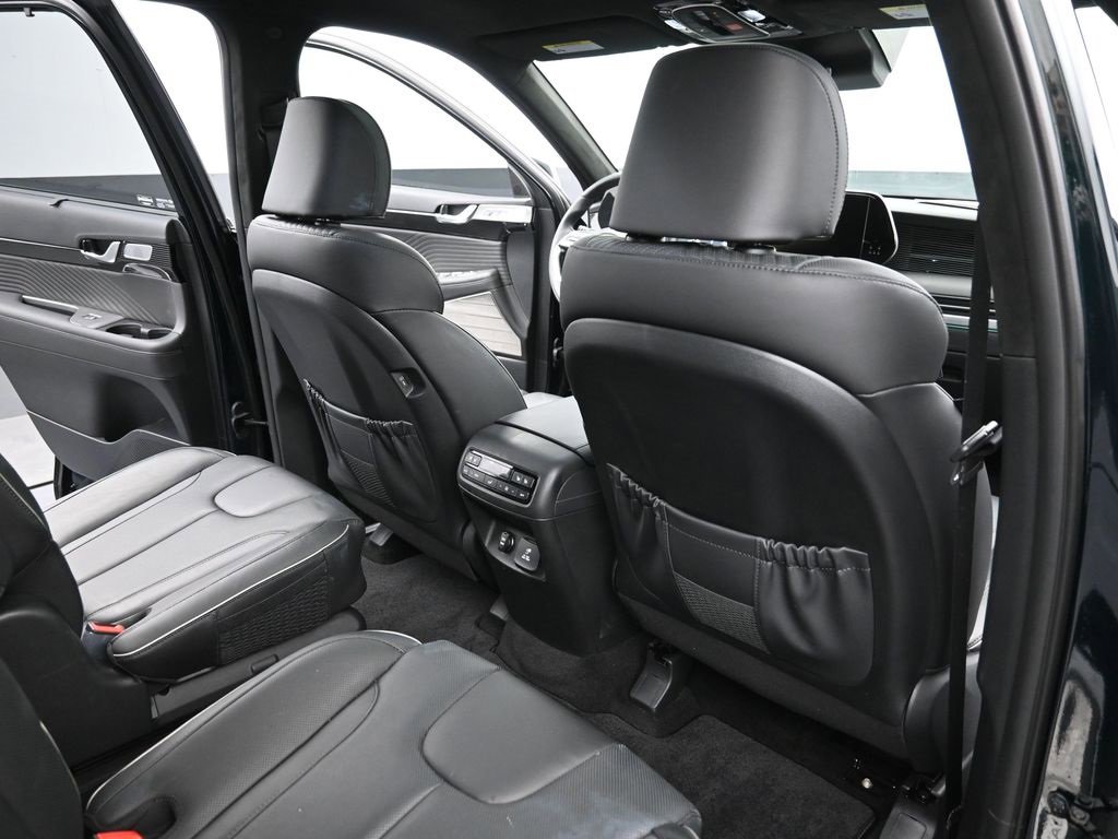 Used 2023 Hyundai Palisade Calligraphy image 14
