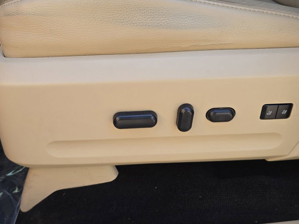 Certified 2017 Ford Expedition EL Limited w/ Equipment Group 301A image 23