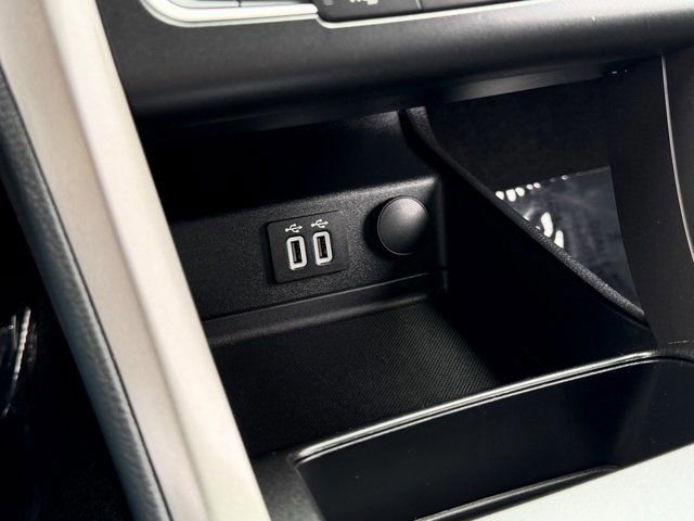 Certified 2020 Ford Fusion SE image 25