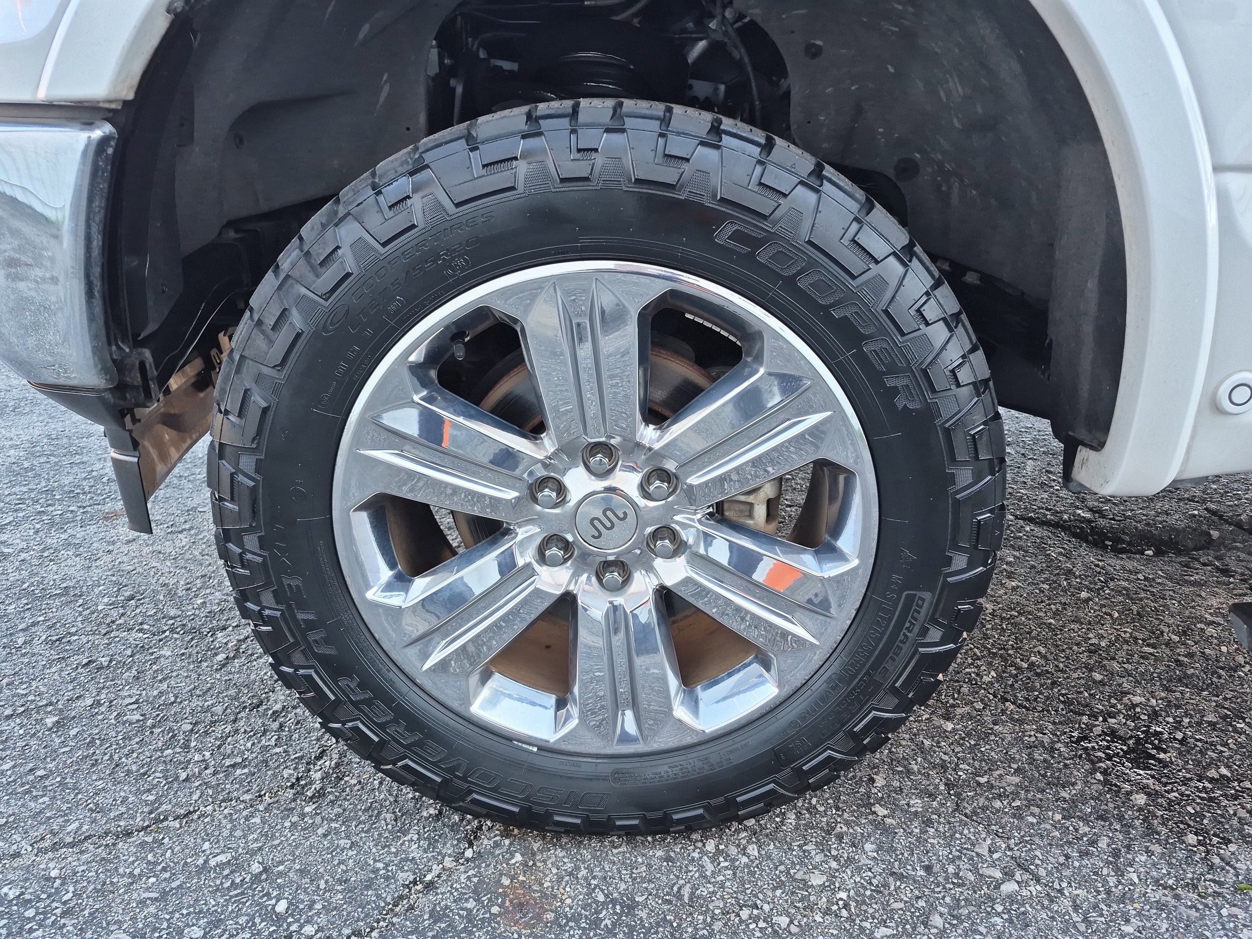 Certified 2018 Ford F150 King Ranch w/ Equipment Group 601A Luxury image 13