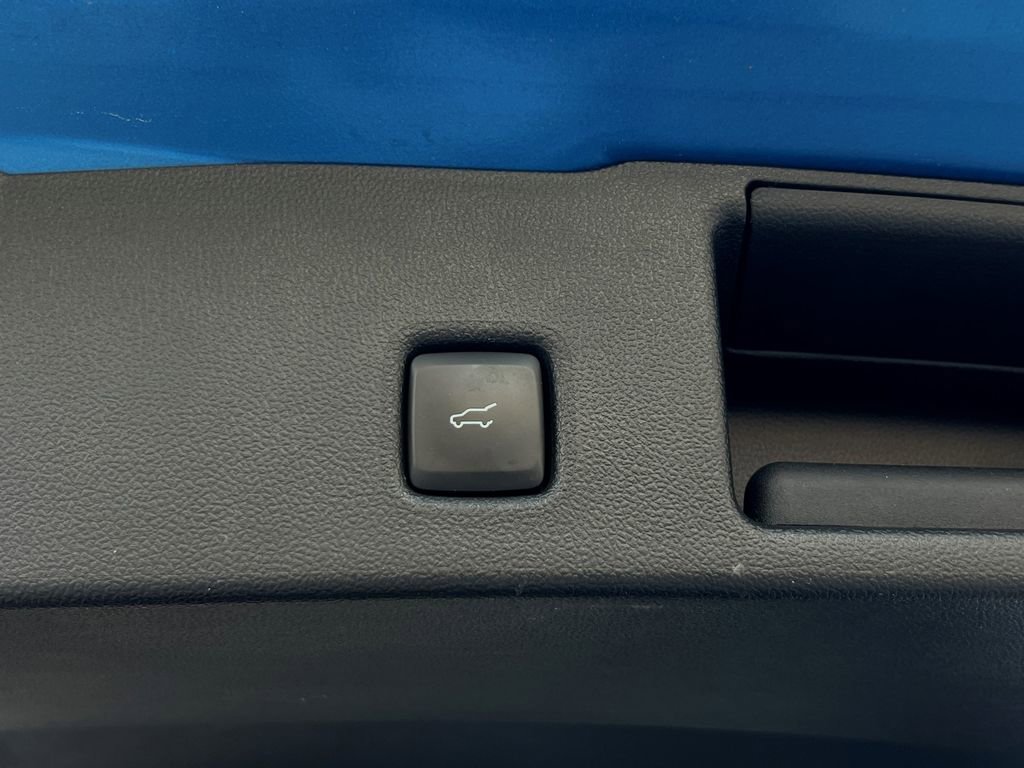 Certified 2020 Ford Escape SEL image 18