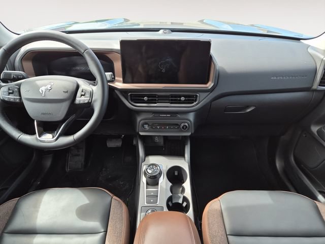 Certified 2025 Ford Bronco Sport Outer Banks w/ Outer Banks Tech Package+ AWD/4WD image 10