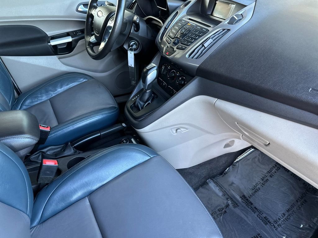 Certified 2017 Ford Transit Connect XLT image 17
