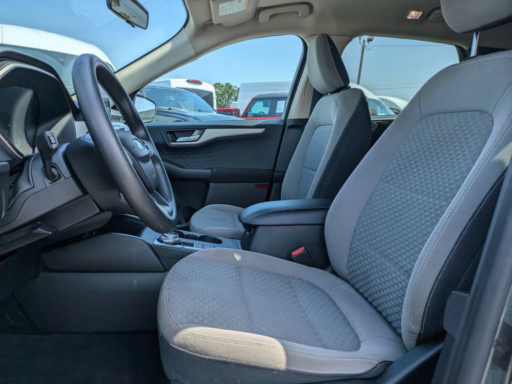 Certified 2020 Ford Escape SE FWD image 20