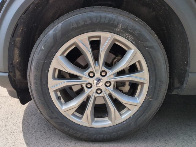 Certified 2023 Ford Explorer Limited w/ Equipment Group 301A AWD/4WD image 8