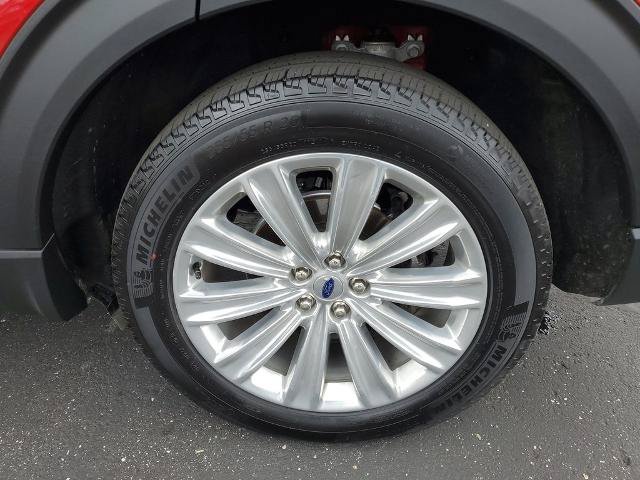 Certified 2024 Ford Explorer Limited w/ Limited Technology Package AWD/4WD image 32