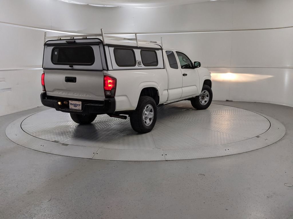 Used 2021 Toyota Tacoma SR image 3