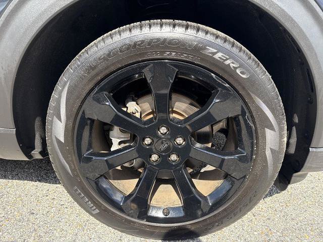 Certified 2024 Ford Explorer ST-Line w/ Class IV Trailer Tow Package RWD image 17