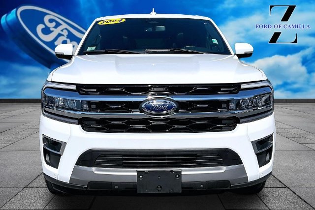 Certified 2024 Ford Expedition Limited RWD image 3