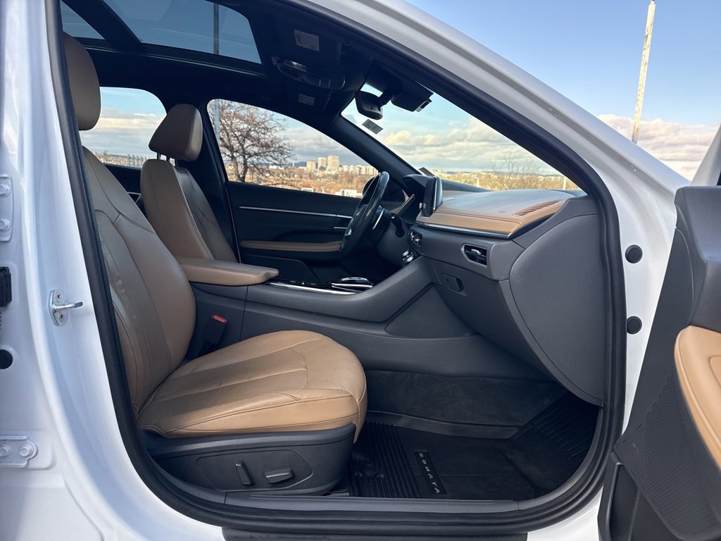 Used 2021 Hyundai Sonata Limited image 30