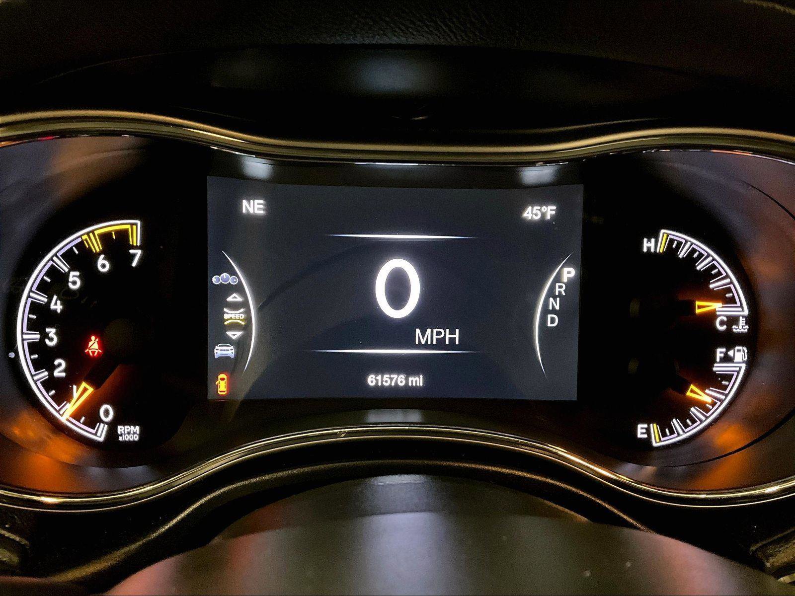 Used 2019 Jeep Grand Cherokee Overland AWD/4WD image 19