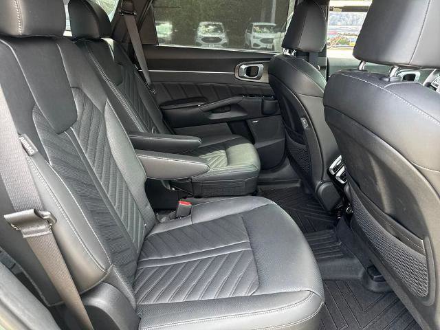 Used 2024 Kia Sorento SX Prestige image 28