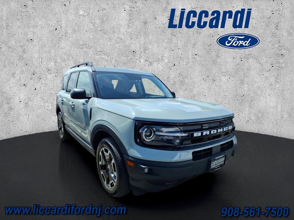 Certified 2023 Ford Bronco Sport Outer Banks w/ Tech Package AWD/4WD image 1