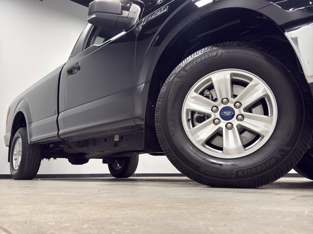 Certified 2019 Ford F150 XLT w/ Equipment Group 301A Mid image 2