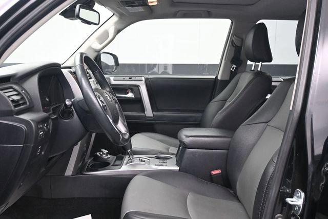 Used 2021 Toyota 4Runner SR5 Premium w/ Moonroof Package AWD/4WD image 6