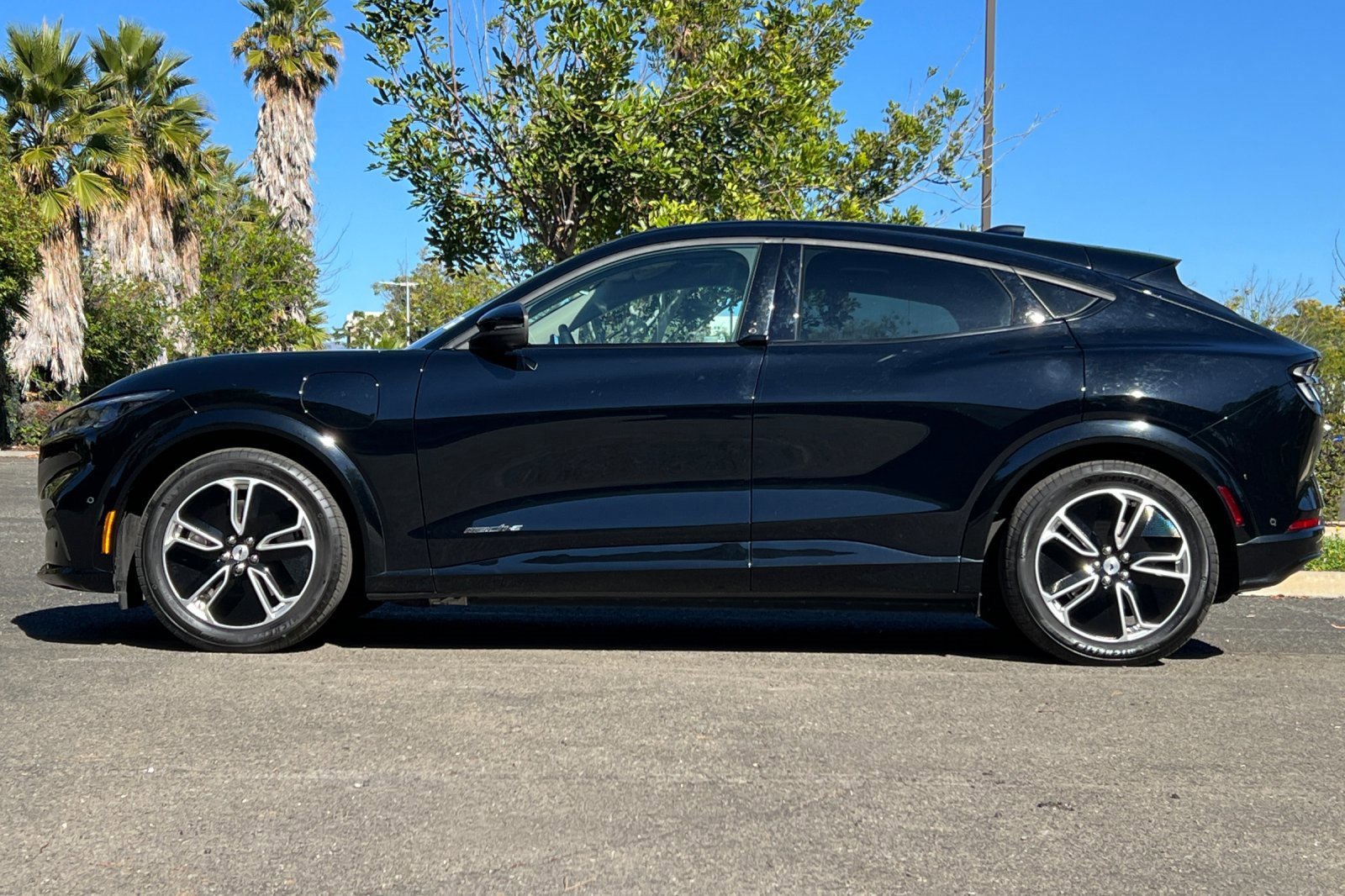 Certified 2023 Ford Mustang Mach-E Premium image 2