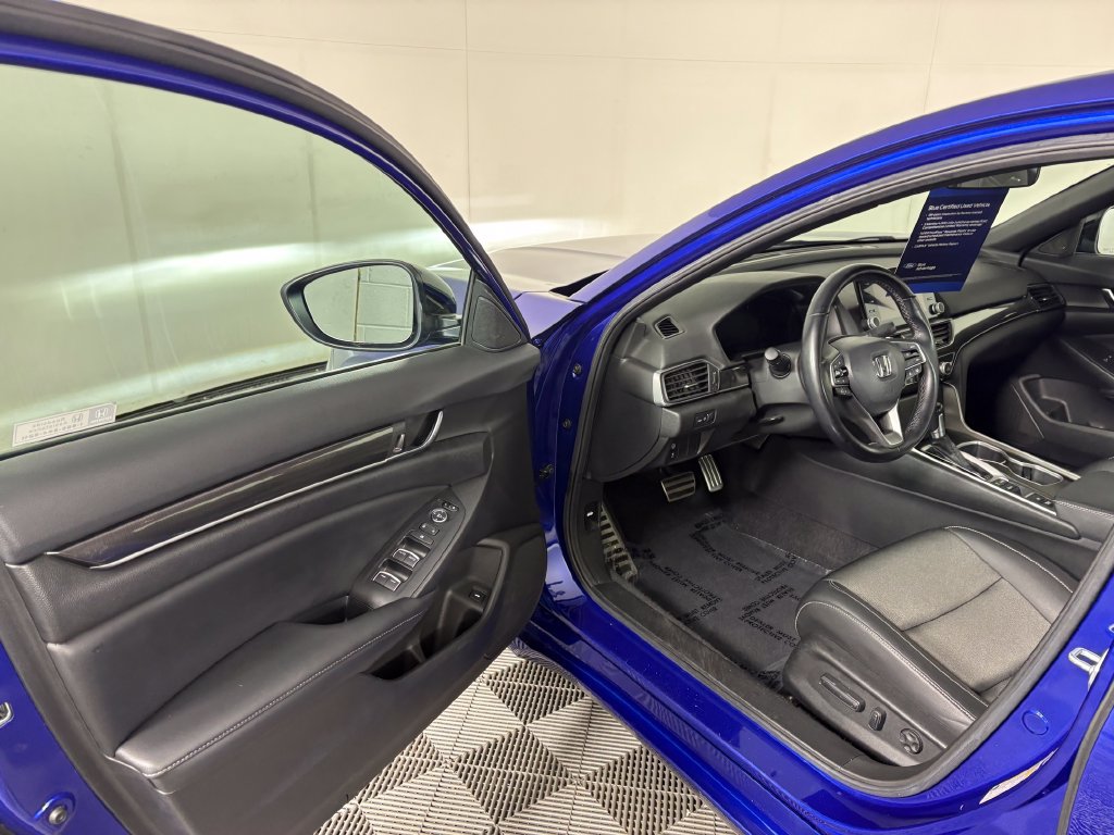 Used 2022 Honda Accord Sport image 11