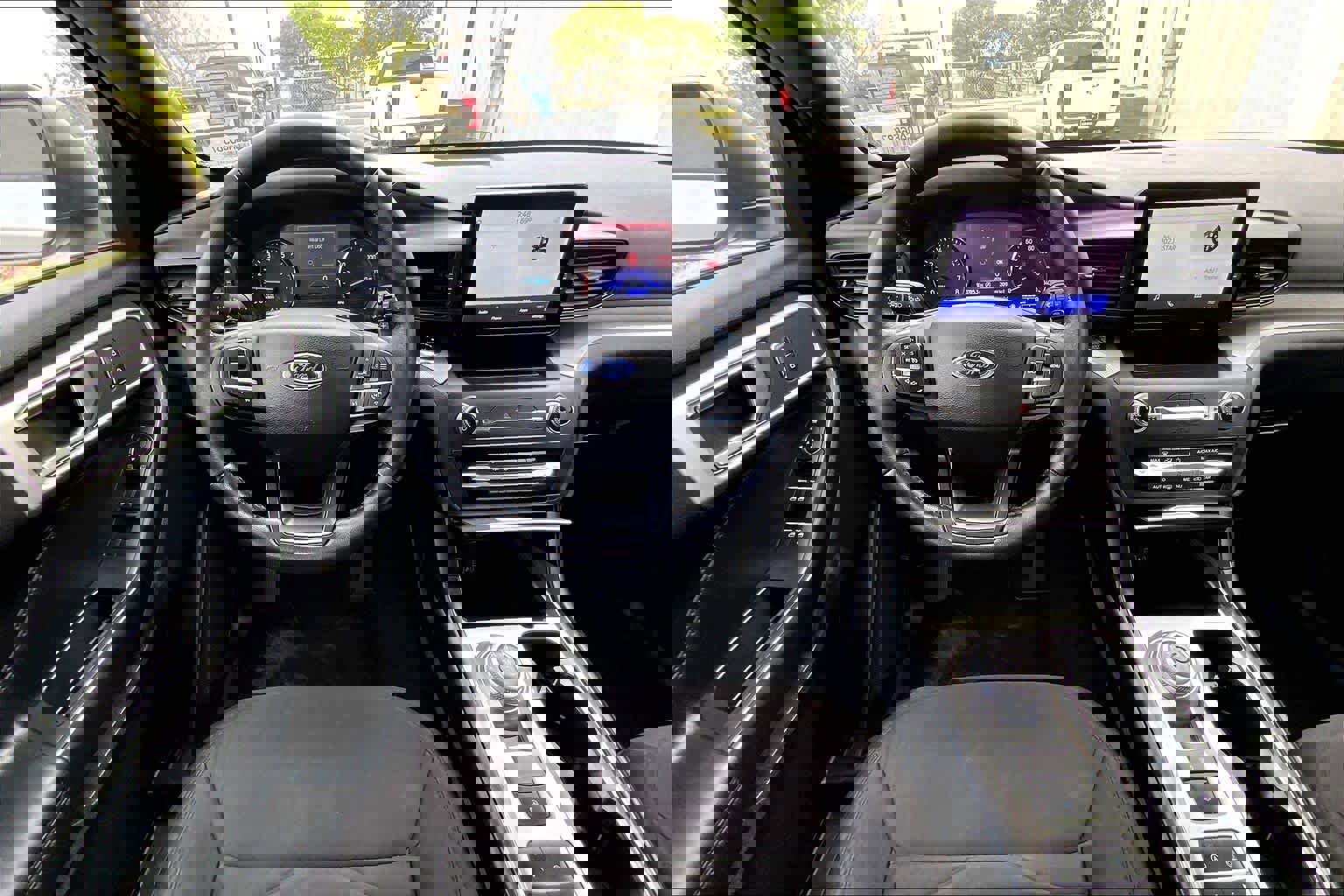 Certified 2020 Ford Explorer XLT image 8