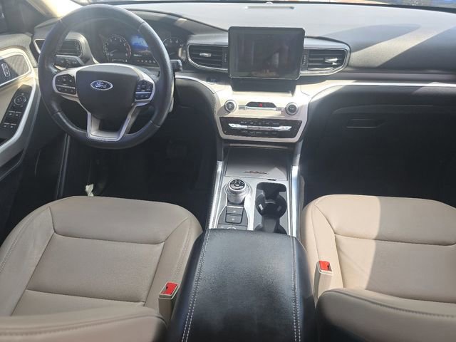Certified 2020 Ford Explorer XLT w/ Equipment Group 202A AWD/4WD image 20