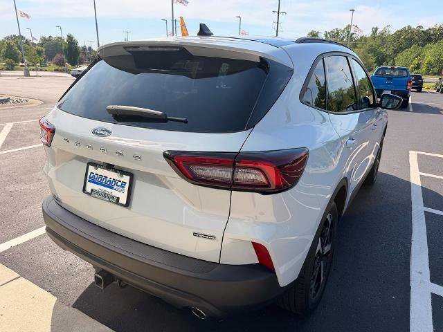 Certified 2025 Ford Escape ST-Line Select w/ Class II Trailer Tow Package AWD/4WD image 11