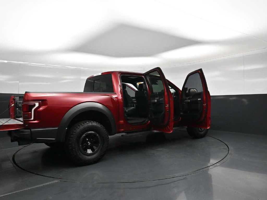 Certified 2017 Ford F150 Raptor w/ Equipment Group 802A Luxury AWD/4WD image 5