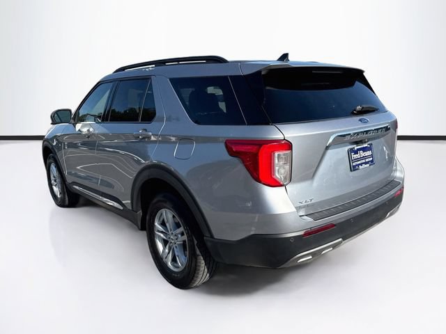 Certified 2021 Ford Explorer XLT w/ Equipment Group 202A AWD/4WD image 8