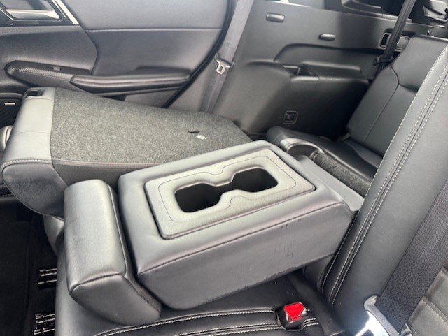Used 2025 Mitsubishi Outlander SE AWD/4WD image 27