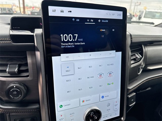 Certified 2023 Ford Expedition Max Platinum image 17