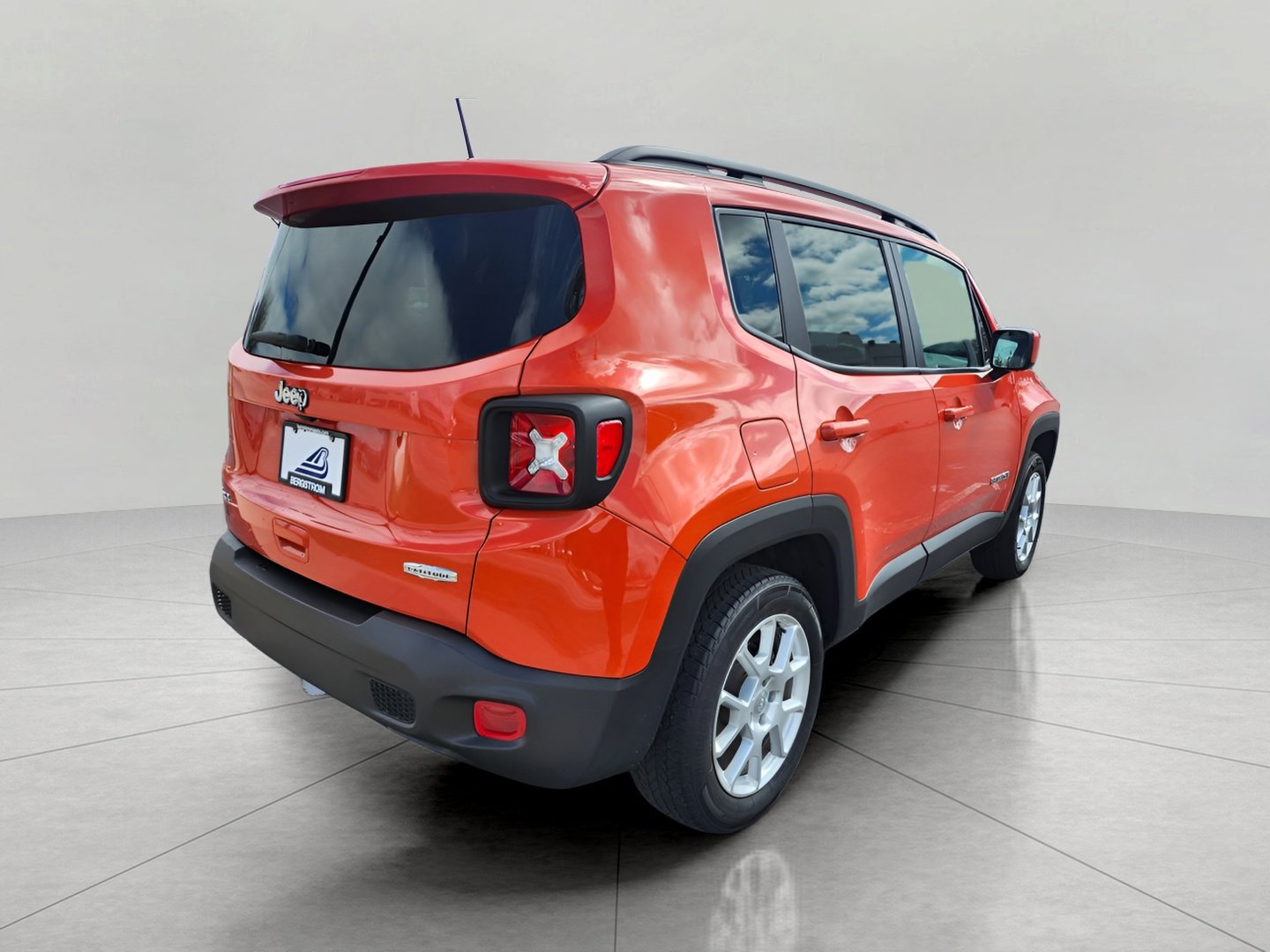 Used 2021 Jeep Renegade Latitude w/ Convenience Group image 8