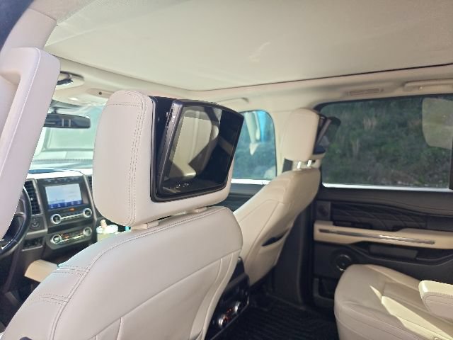 Certified 2021 Ford Expedition Max Platinum RWD image 11