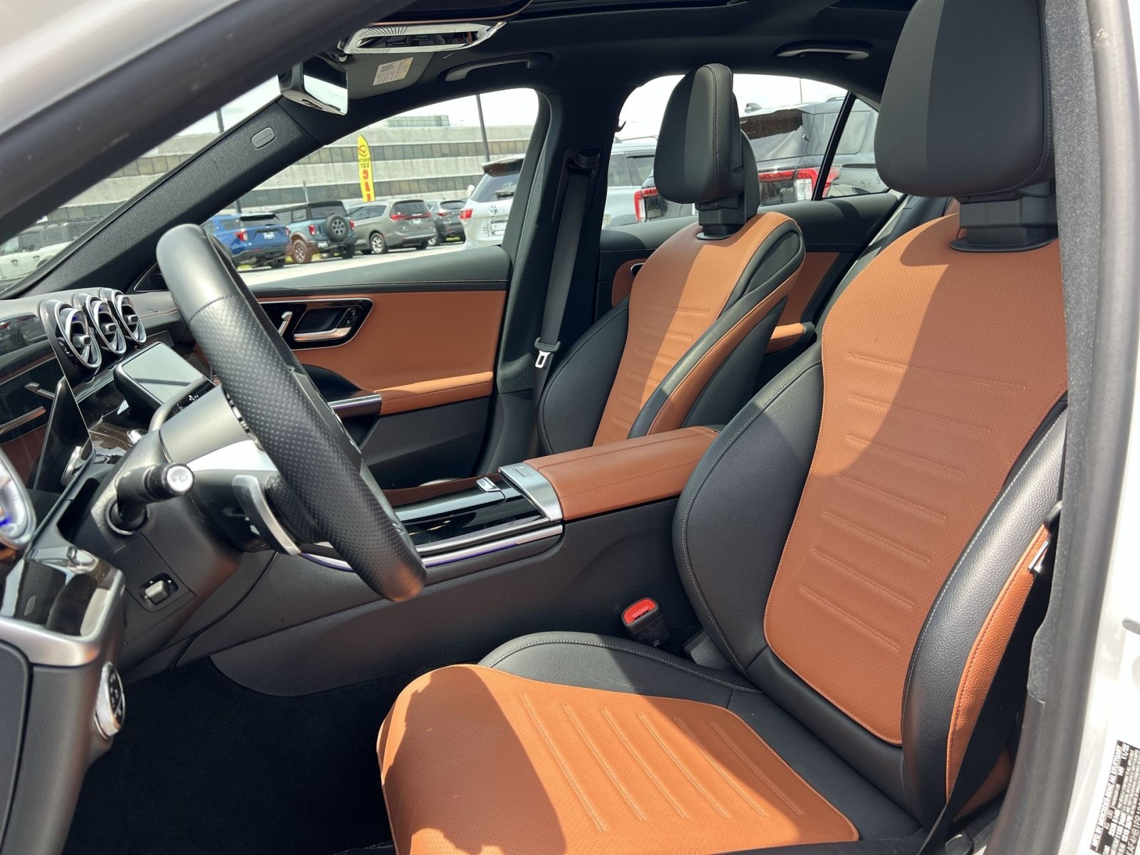 Used 2023 Mercedes-Benz C 300 4MATIC Sedan image 21