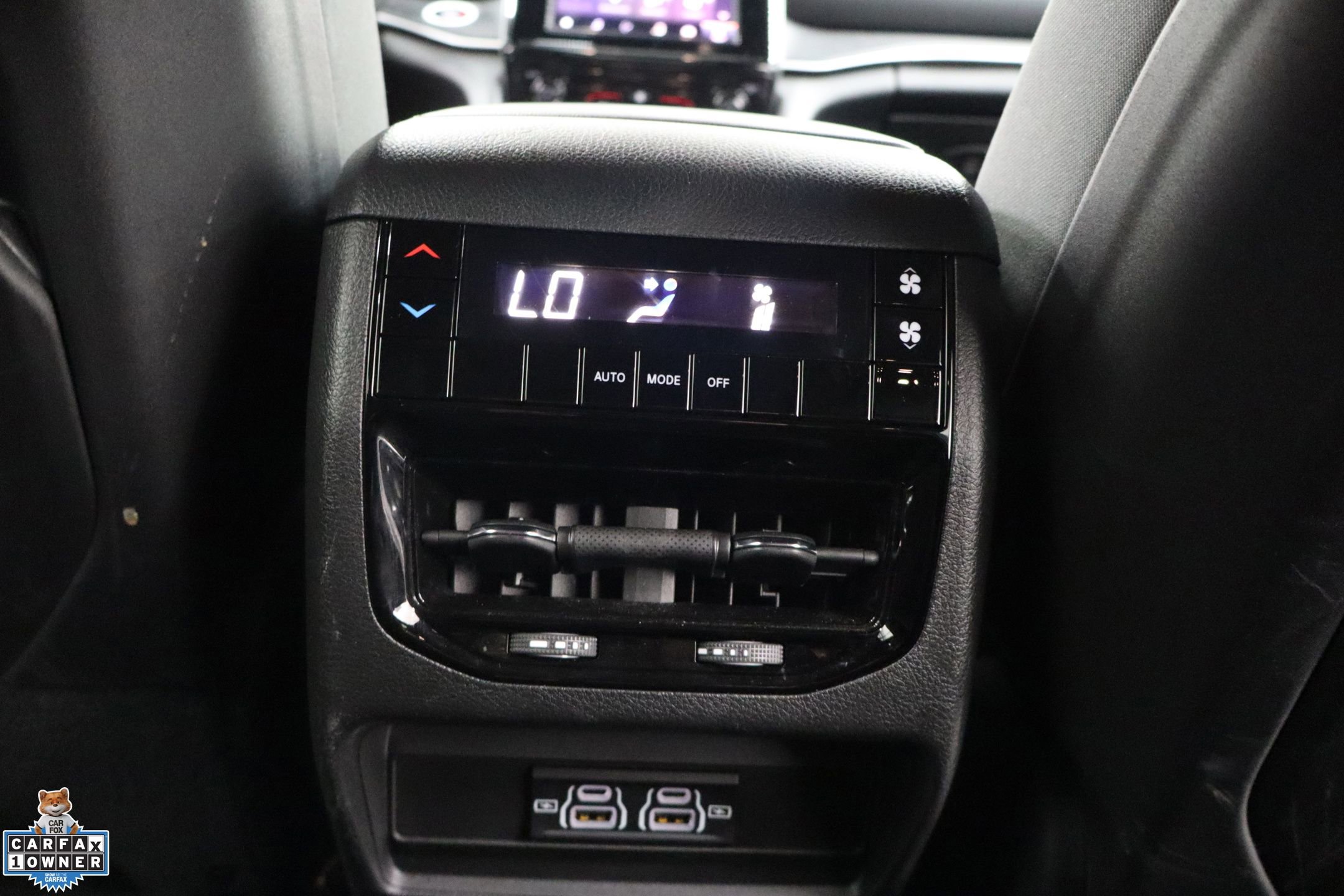 Used 2025 Jeep Grand Cherokee L Laredo RWD image 28