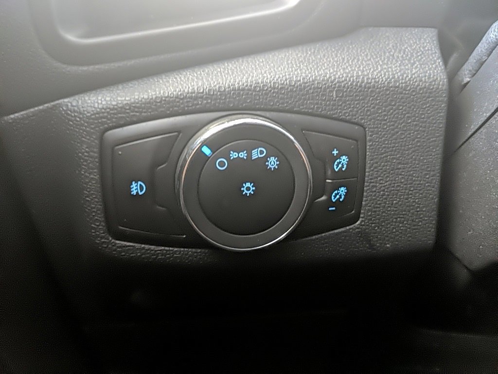 Certified 2022 Ford EcoSport SE w/ SE Convenience Package image 24