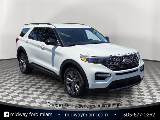 Certified 2023 Ford Explorer XLT w/ Equipment Group 202A