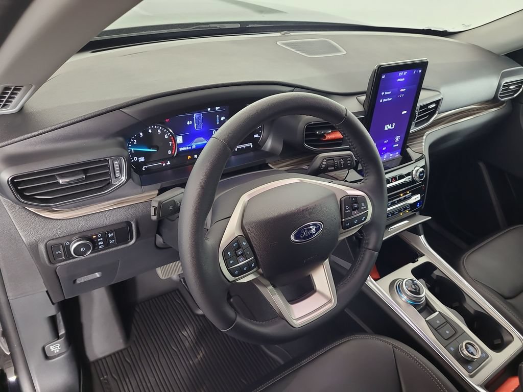 Certified 2023 Ford Explorer Limited w/ Limited Technology Package AWD/4WD image 14