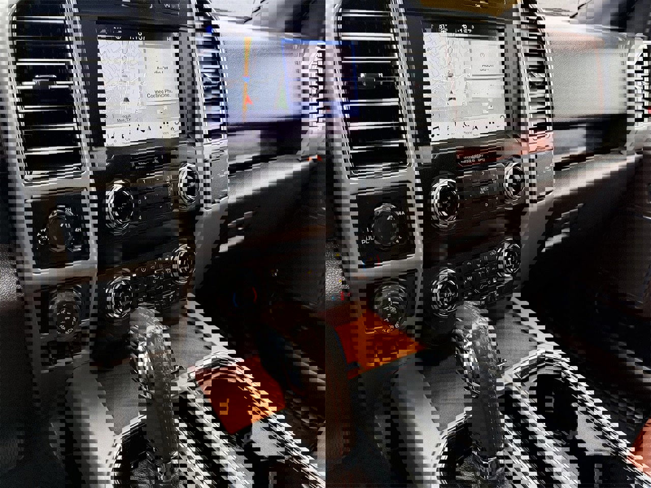 Certified 2019 Ford F150 King Ranch w/ Equipment Group 601A Luxury image 16