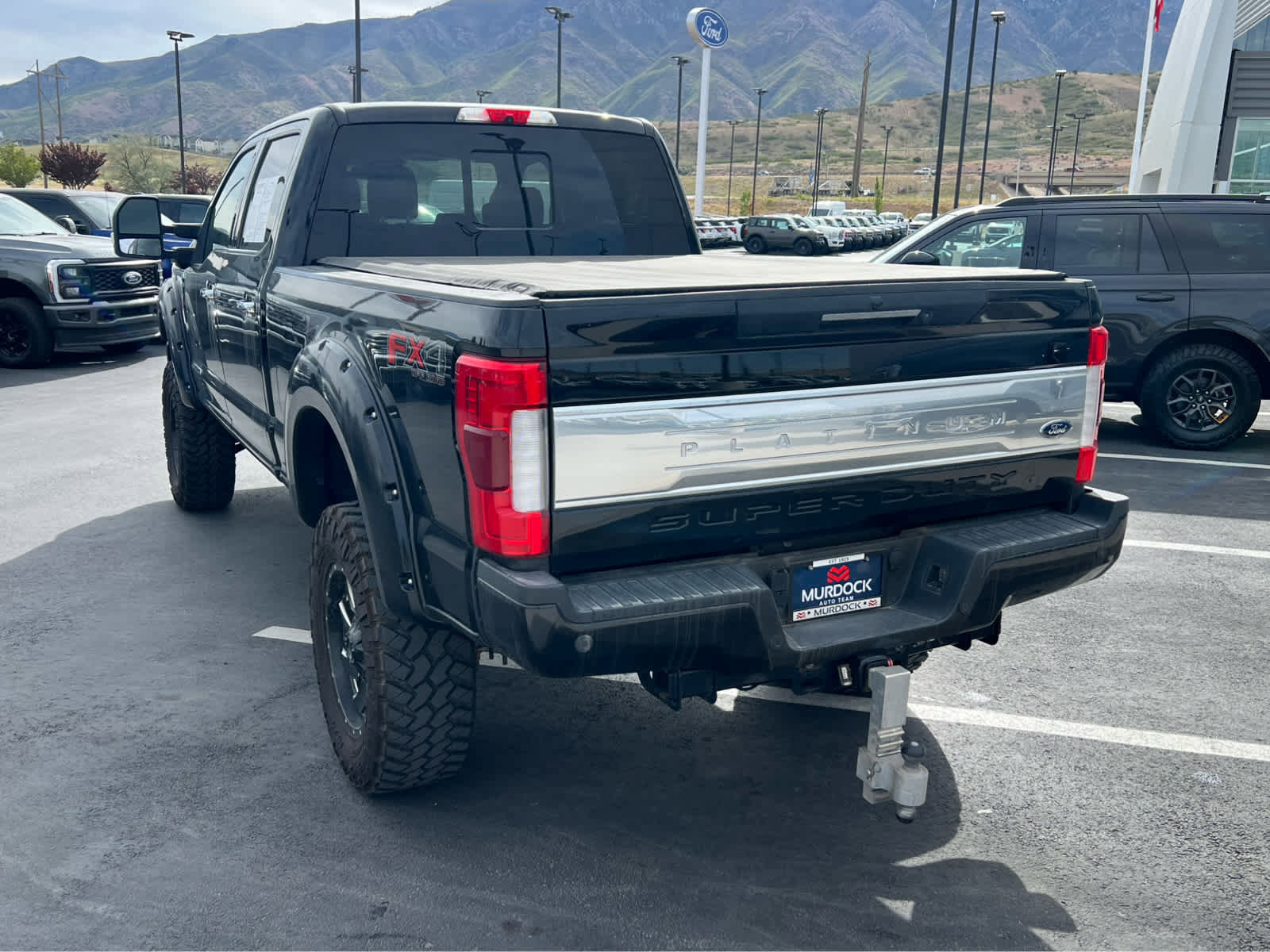Certified 2018 Ford F350 Platinum w/ Platinum Ultimate Package AWD/4WD image 10